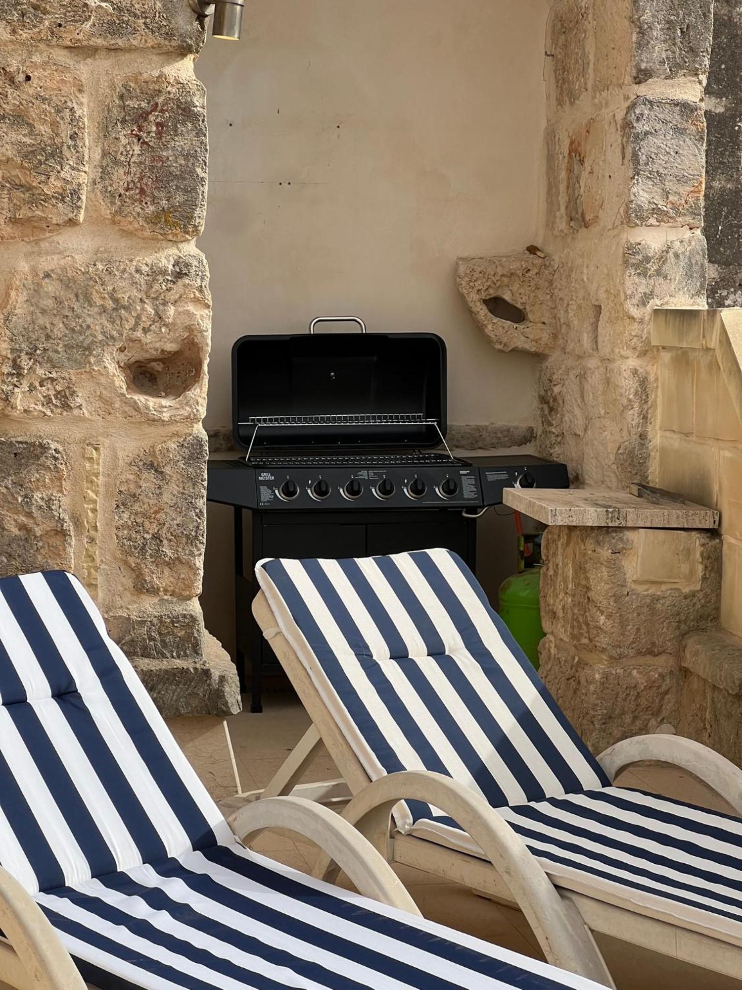 Traditional Maltese Home By Ma Properties St. Paul's Bay Exterior foto